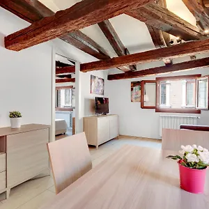 Ca Moderna 2 , Venice Italy