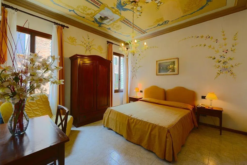 Hotel Iris Venice
