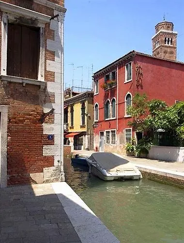 **  Hotel Iris Venice Italy