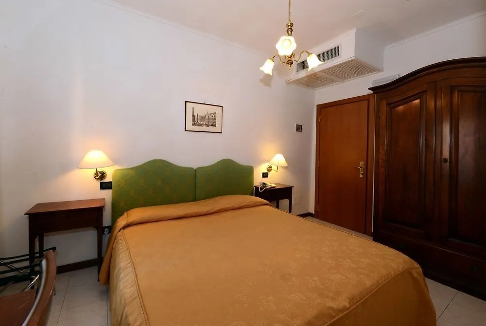 Hotel Iris Venice Italy
