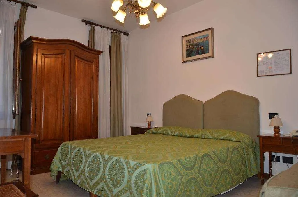 Hotel Iris Venice