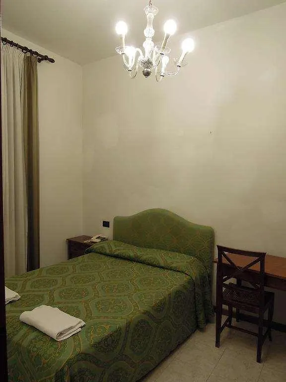 Hotel Iris Venice Italy